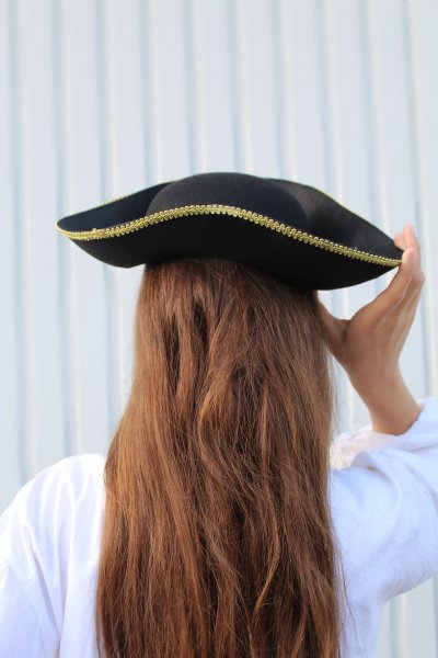 Piratenhut mit Skull Seeräuber Capitan für Theater, Rollenspiele u. vieles mehr