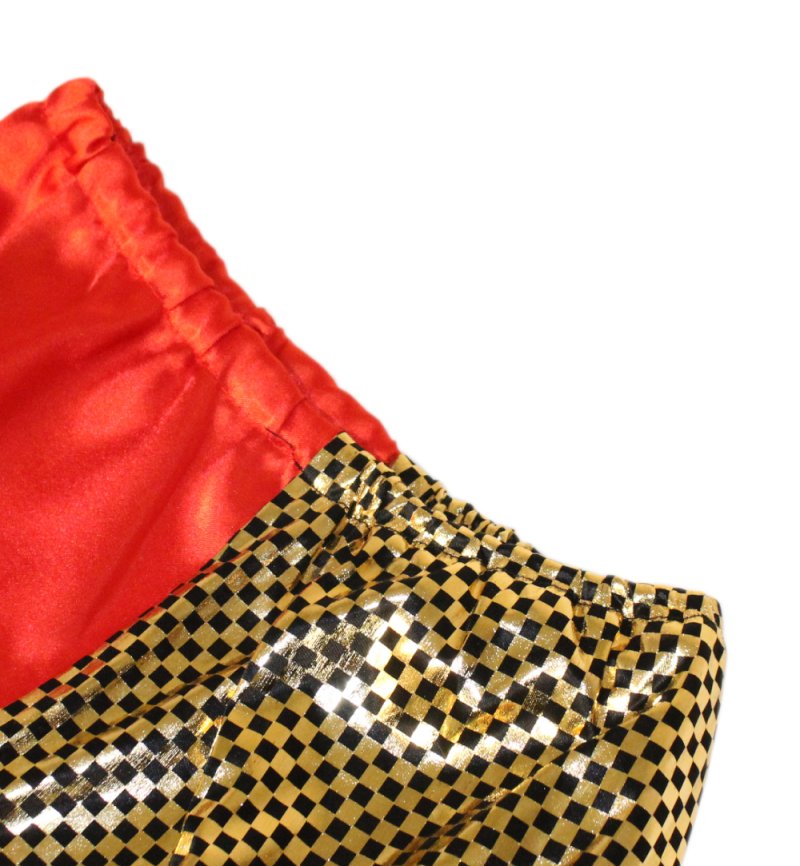 Kinderkostüm Clown Venezia 2-teilig Hose und Oberteil rot und Gold-schwarz Gemustert mit goldenen Puscheln und auffälligem Netzkragen