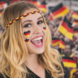 Deutschland Haarband in Schwarz-Rot-Gold mit Gratis-Fan-Tattoos